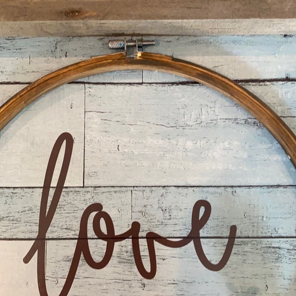 Wall Decor - Picture 3 of 6